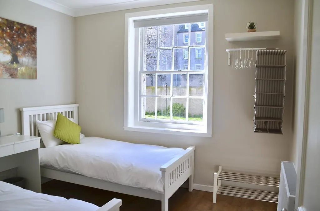 Simon Square Apartment Edinburgh