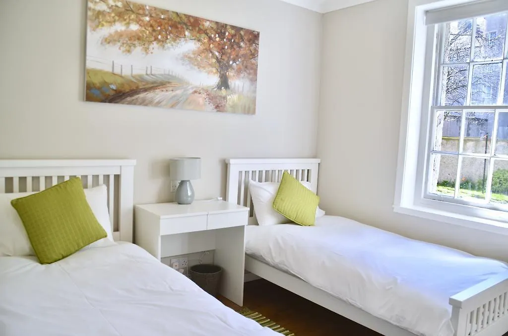Simon Square Apartment Edinburgh